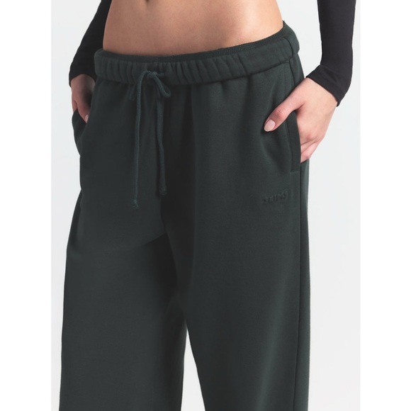 Skims NWT Classic Cotton Fleece Straight Leg Pant Spruce - Picture 2 of 4